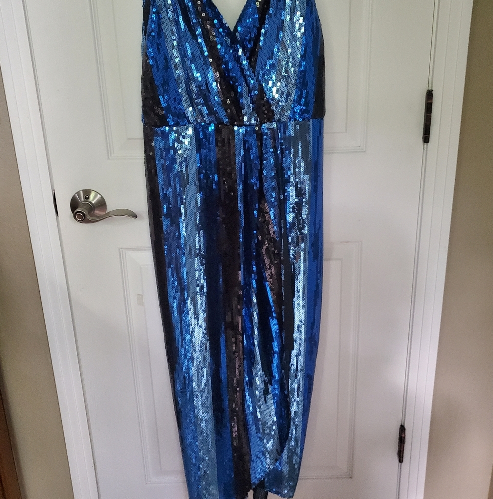 WAYF Blue and Black Sequin Dress